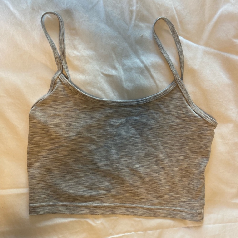 Aritzia TNA tank
